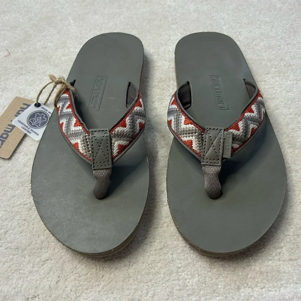 Hari Mari Fields Camino Mens 8 Flip Flop Thong Sandals Wheat
